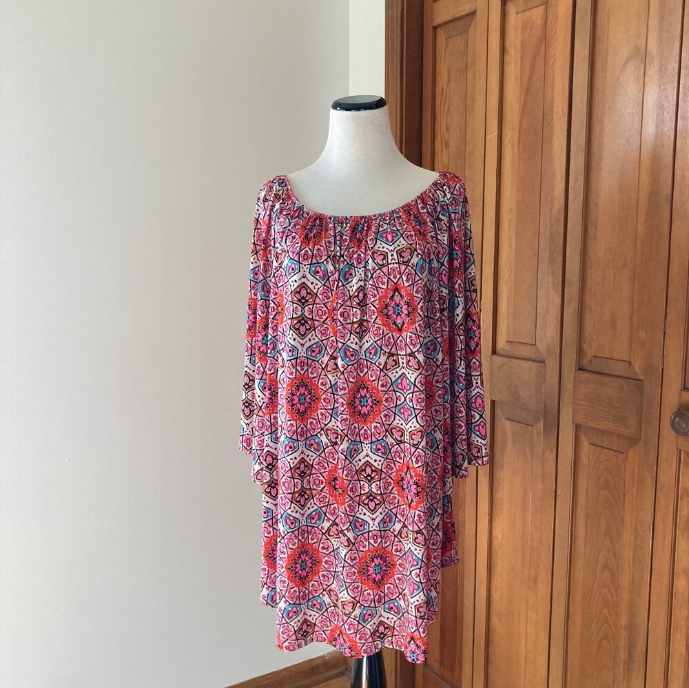 Honeyme Bright Print Stretch Pullover Top, Size 4X